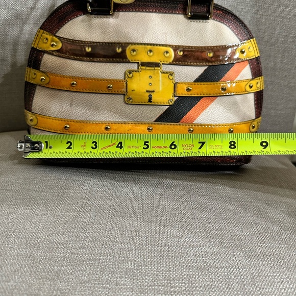 Louis Vuitton Transformed Canvas Time Trunk Alma - Picture 12 of 15